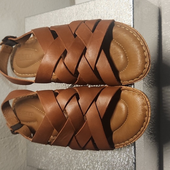 BORN SANDALS SIZE 9 40.5 Women's Tan Wedge Sandals - Picture 2 of 8
